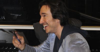 Entspannt beim Signieren: Nicolai Friedrich