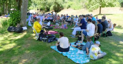 Kirchengemeinde Spielberg-Waldensberg feiert Taufe und Tauferinnerung in Gottes Garten an den Meubeweihern